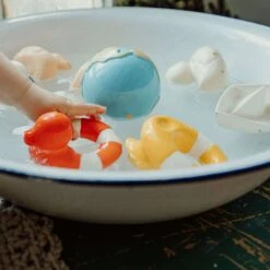 Earthy The World Sensory Ball -Pro Cycling Wear Oli Carol Earthy the World Ball 64 aea1b501 c845 4510 8327 04224523b7eb